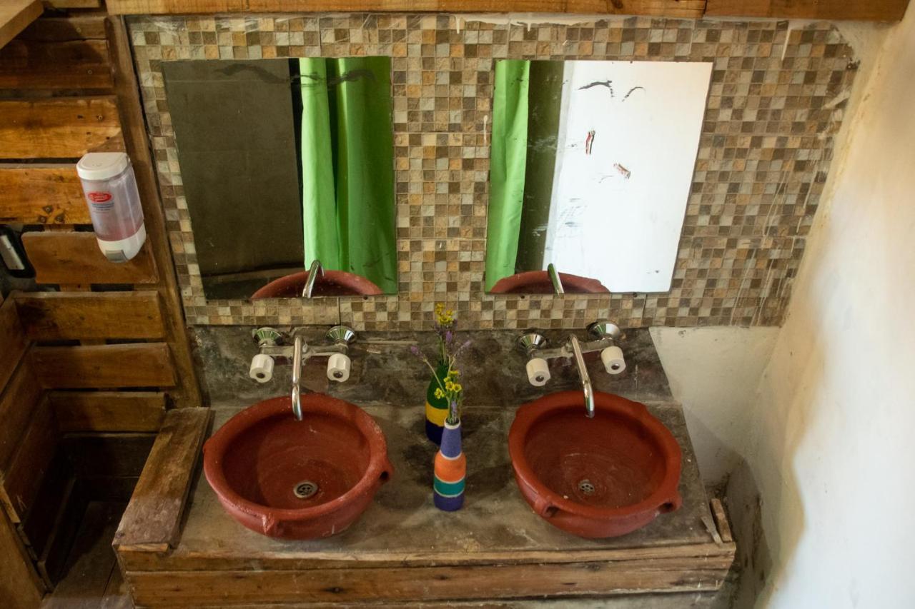 Tierra Andina Hostel Тилькара Экстерьер фото